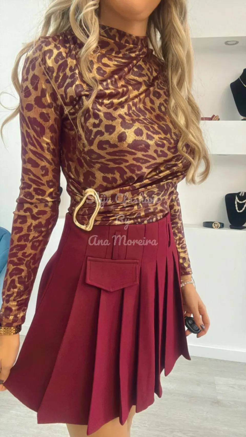 Saia-calção com pregas e bolso 6