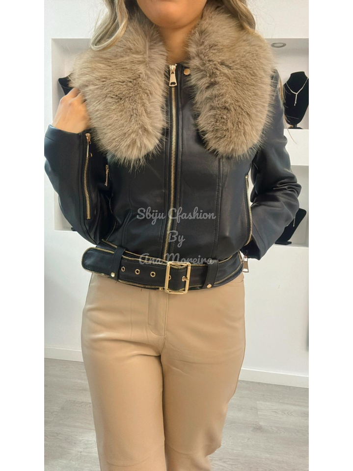 Casaca em Ecopele com Gola Removível 7