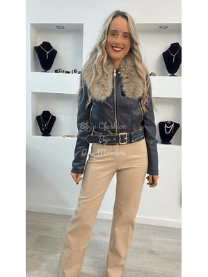 Casaca em Ecopele com Gola Removível