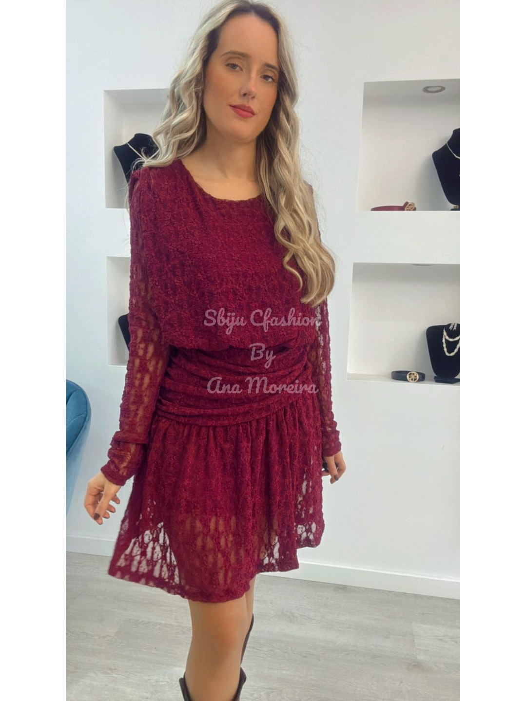 Vestido Rendado Drapeado - TU 9