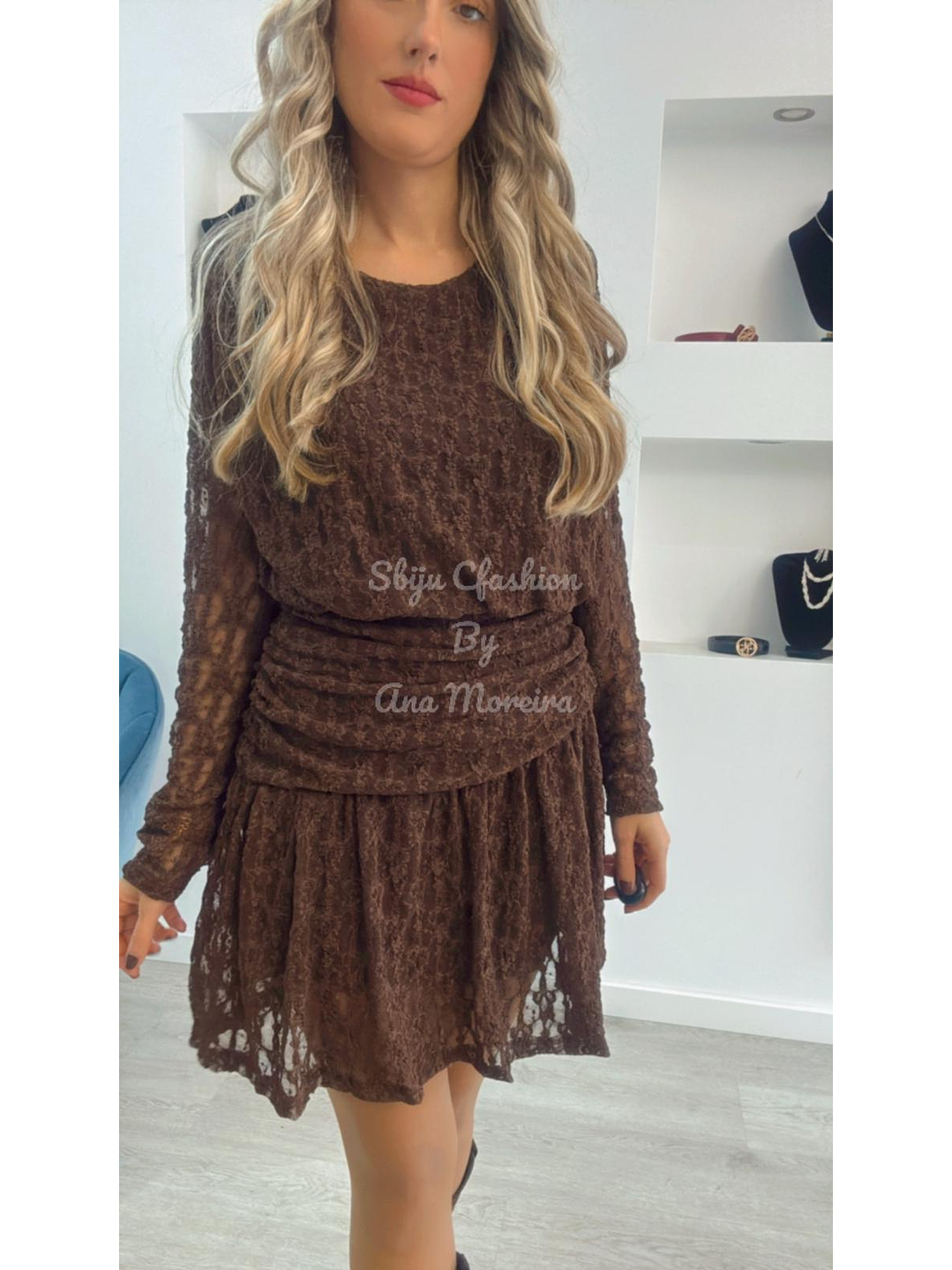 Vestido Rendado Drapeado - TU 4