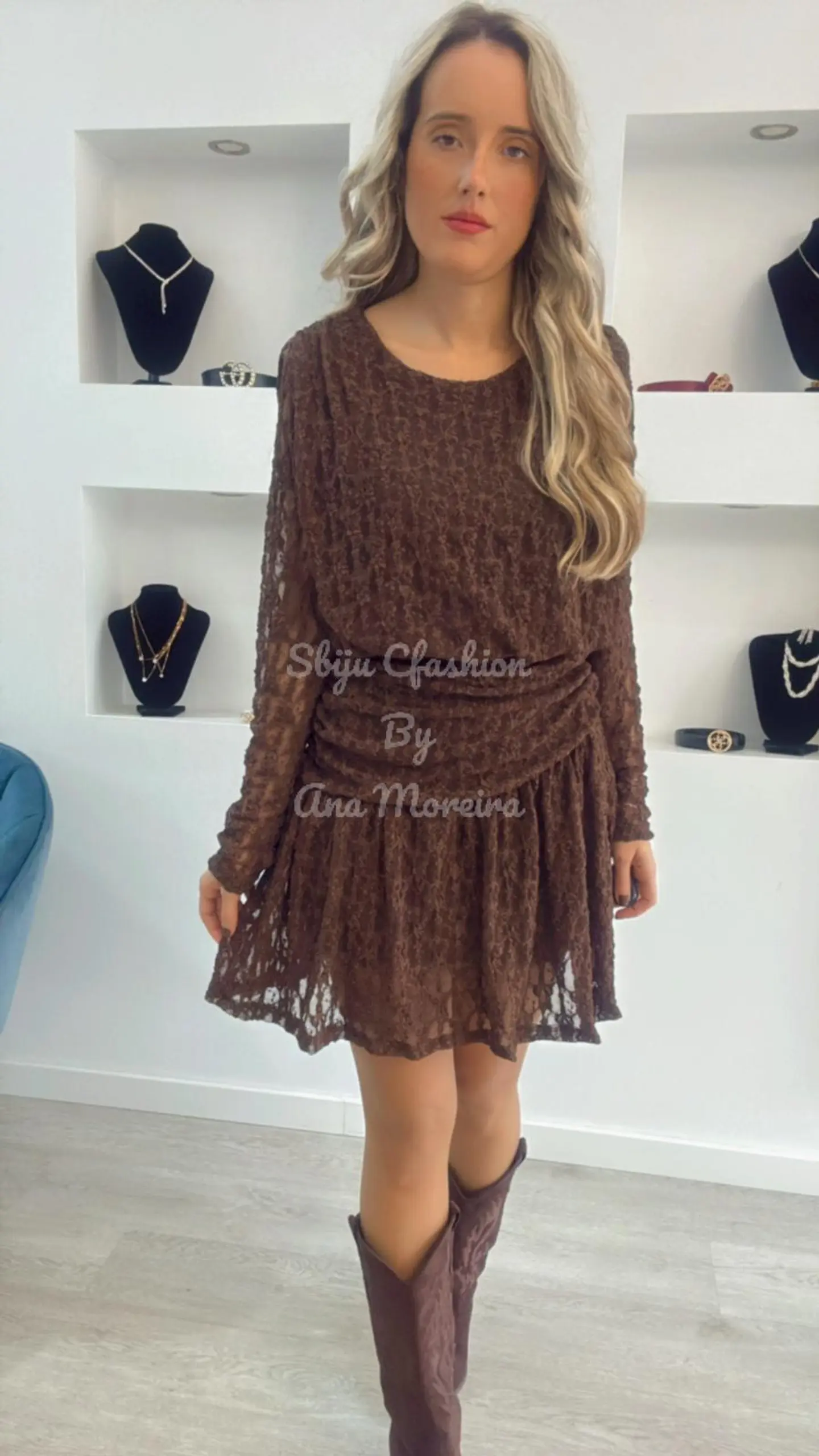 Vestido Rendado Drapeado - TU 6