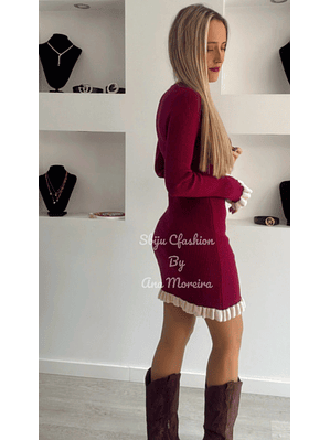 Vestido em malha com detalhe de botões e folho - TU