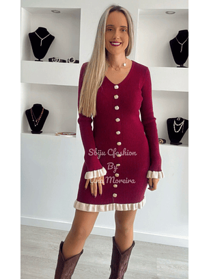 Vestido em malha com detalhe de botões e folho - TU