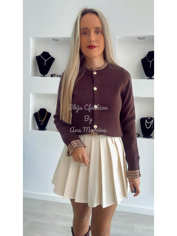 Casaco em Malha com Detalhe no Punho e na Gola - TU 4