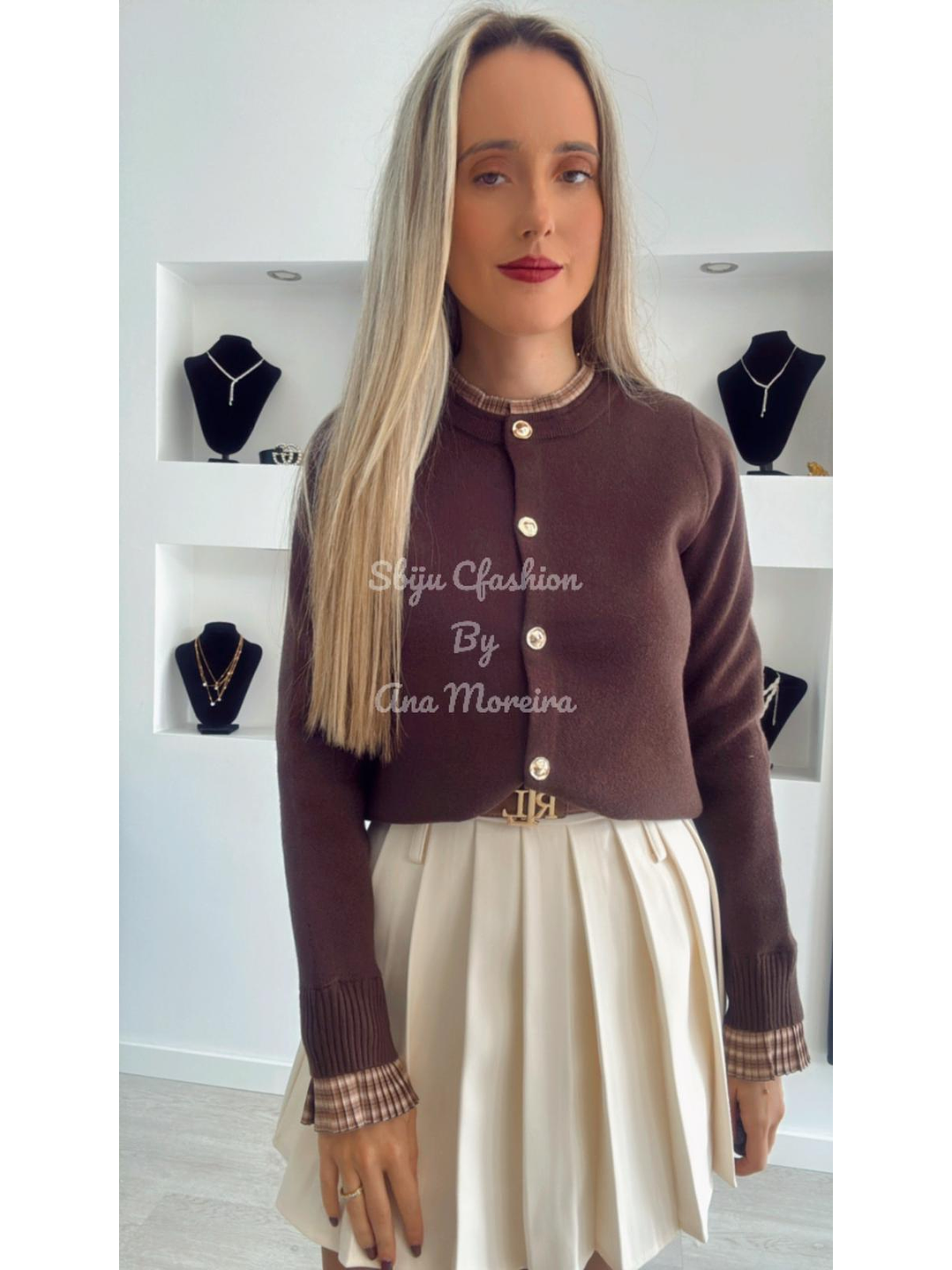 Casaco em Malha com Detalhe no Punho e na Gola - TU 1