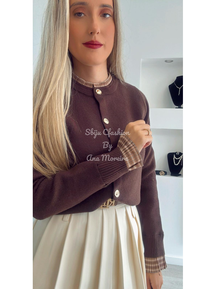 Casaco em Malha com Detalhe no Punho e na Gola - TU 3