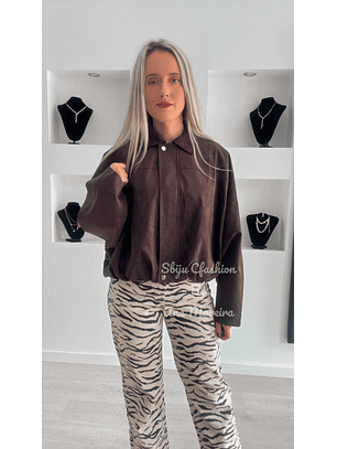 Casaco em Pele de Pêssego com Detalhe de Elástico na Cintura