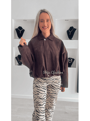 Casaco em Pele de Pêssego com Detalhe de Elástico na Cintura