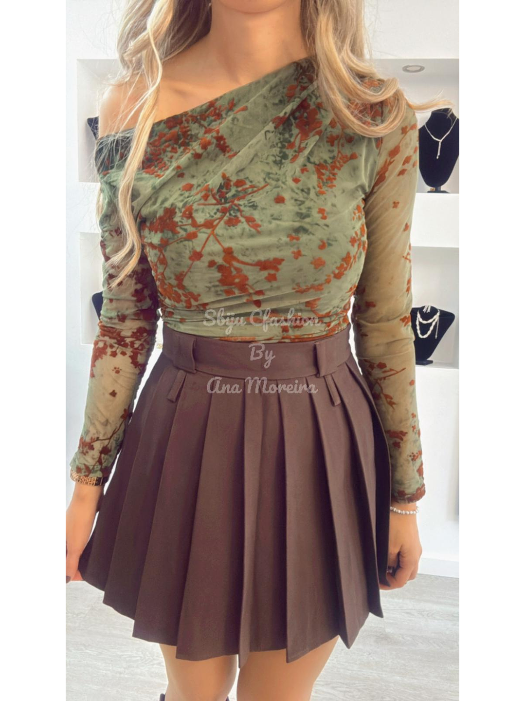 Saia-Calção com Presilhas Duplas 5