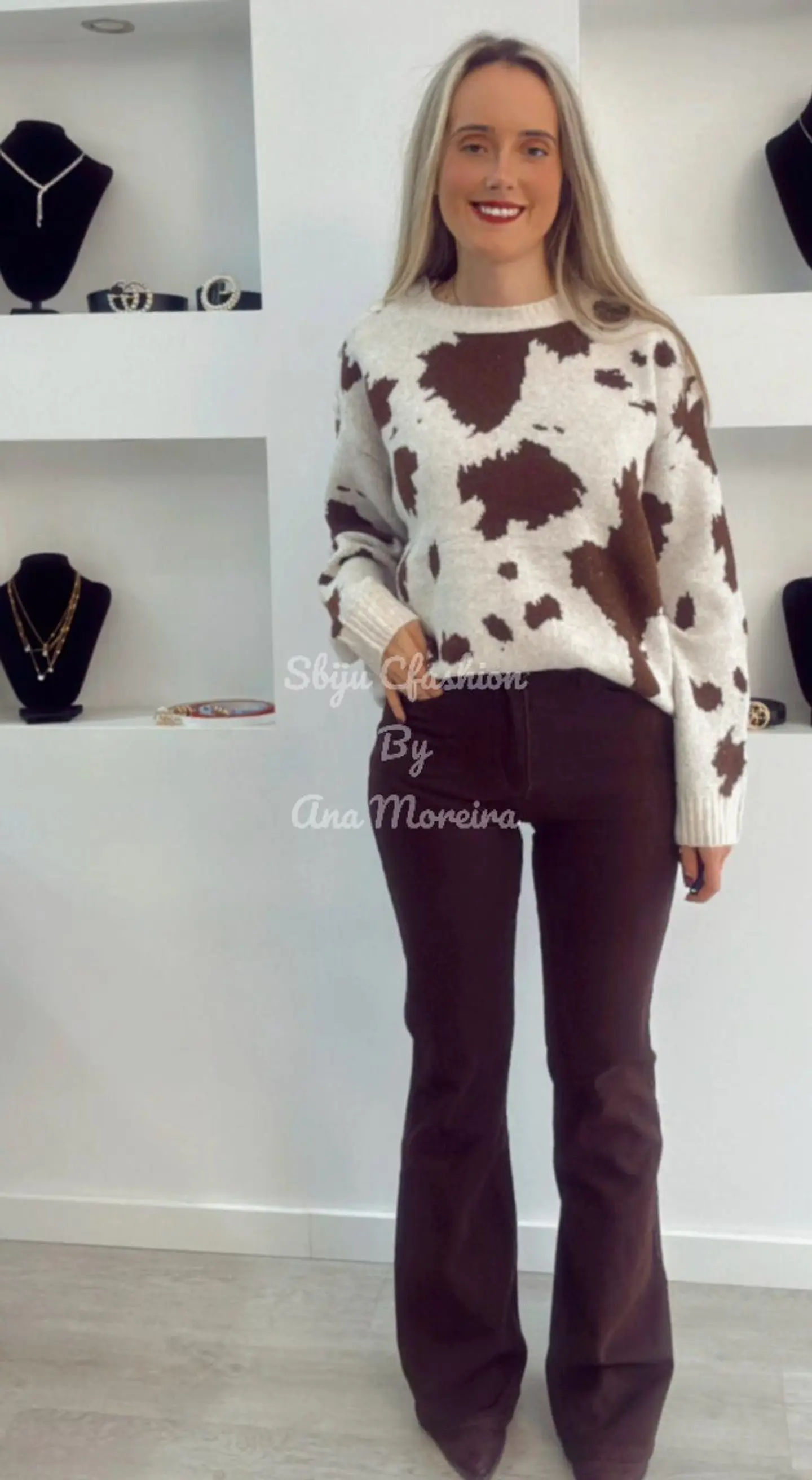 Calça de Ganga Castanha à Boca de Sino 3