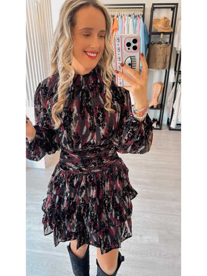 Vestido Preto com Folhos Estampado e Detalhes em Veludo 4