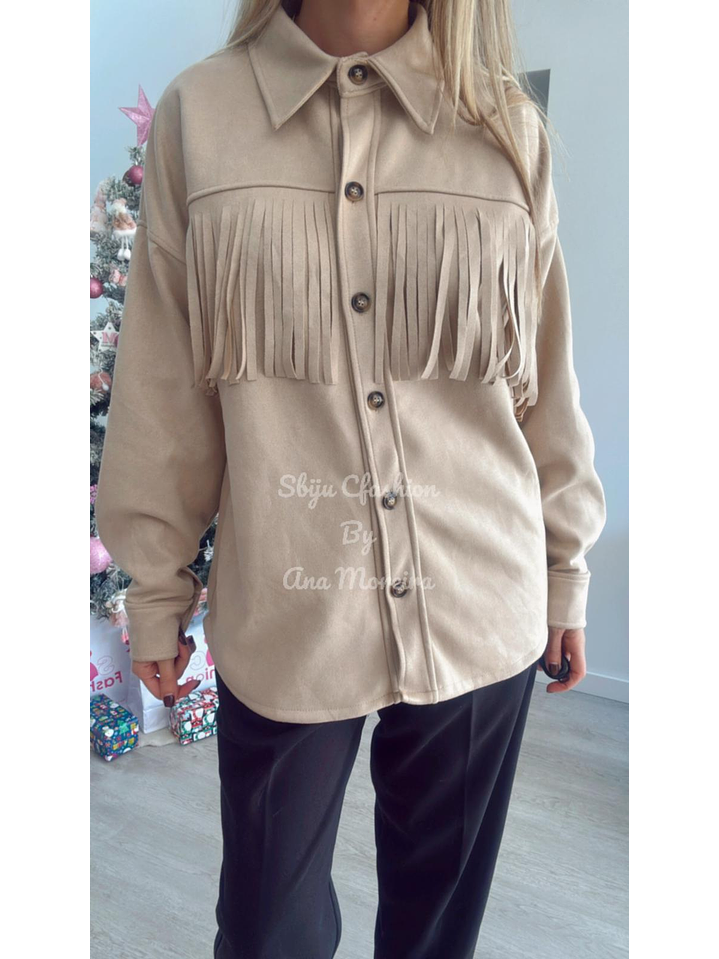 Camisa/Casaco em pele de pêssego com detalhe de franjas - TU 2