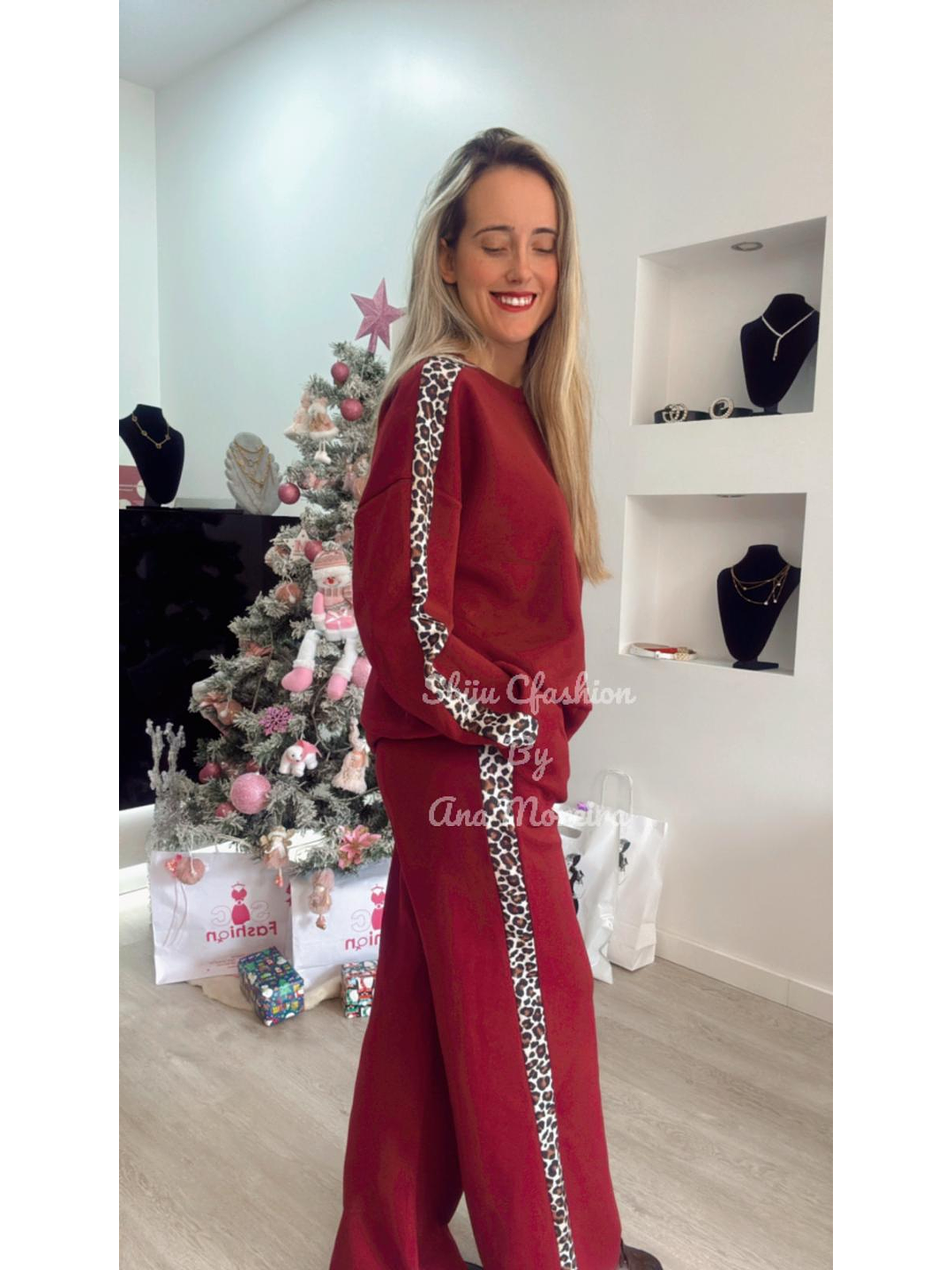 Fato de treino com risca em leopardo - TU 10