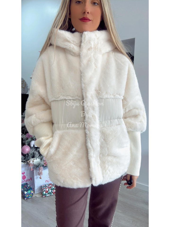 Kispo com detalhes em pelo 2