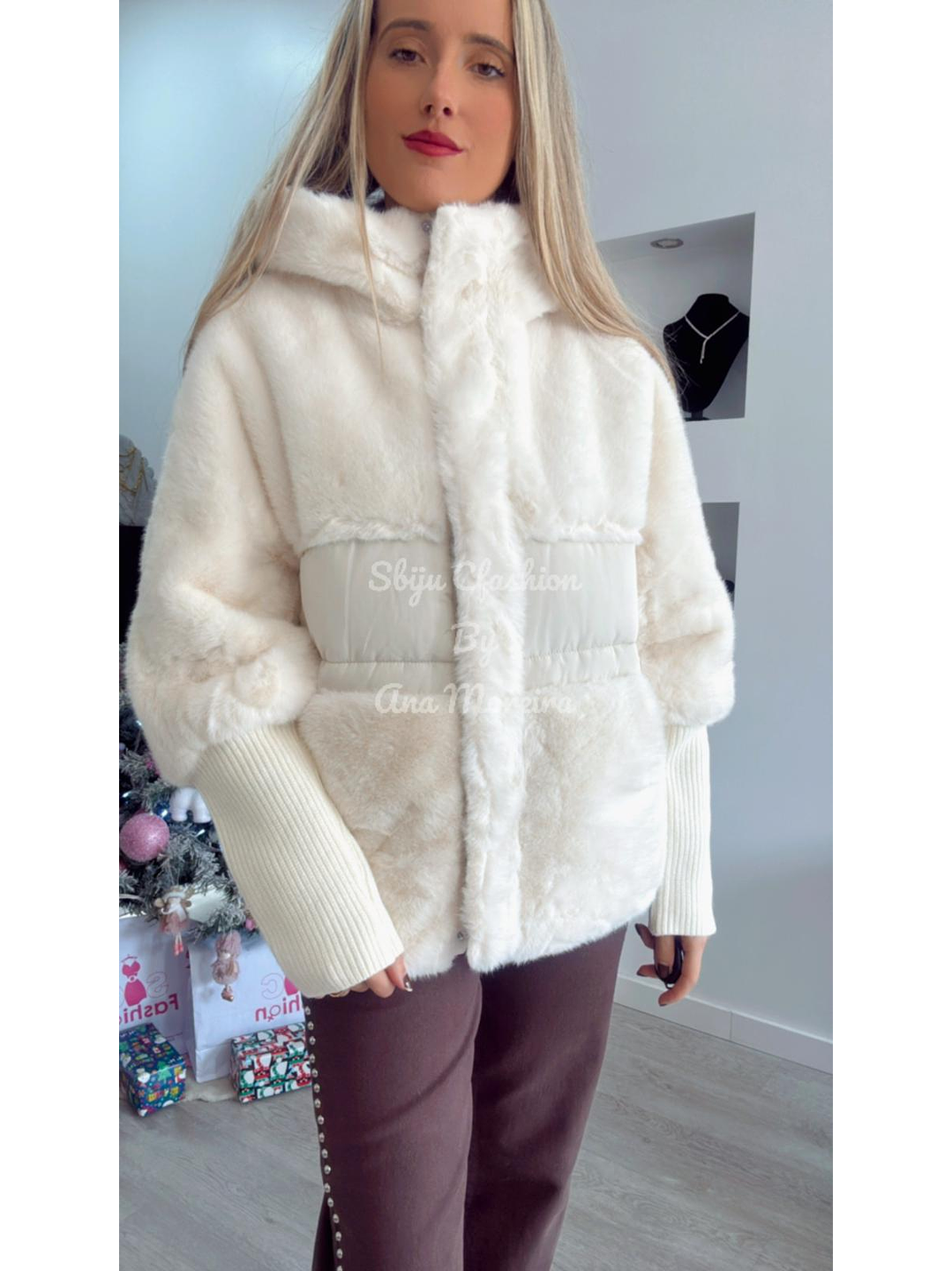 Kispo com detalhes em pelo 3