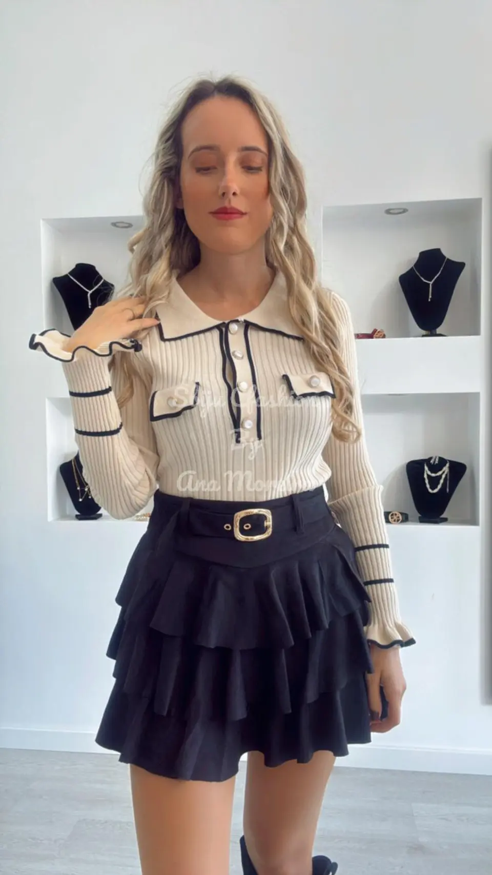 Saia-calção de folhos em pele de pêssego 6