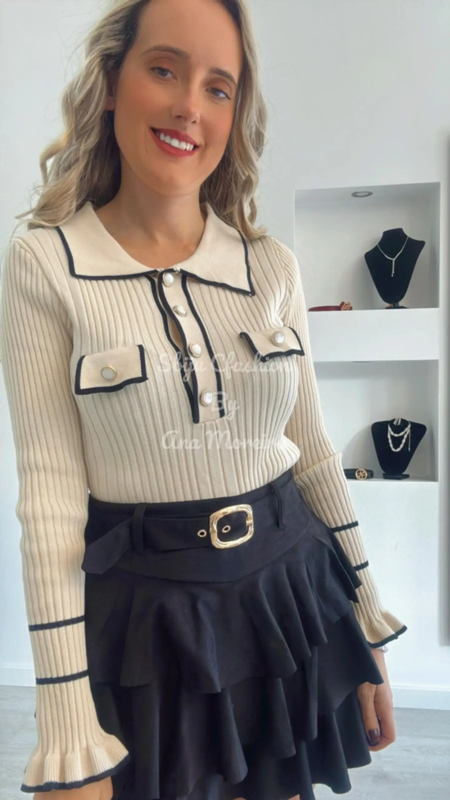 Saia-calção de folhos em pele de pêssego 8