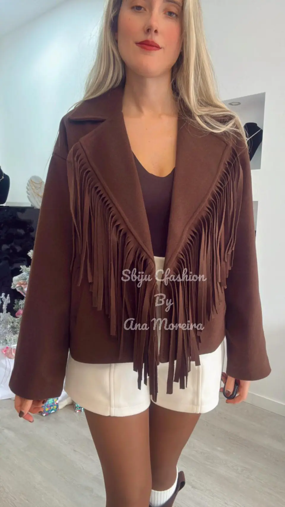 Casaco em fazenda com franjas - TU 6