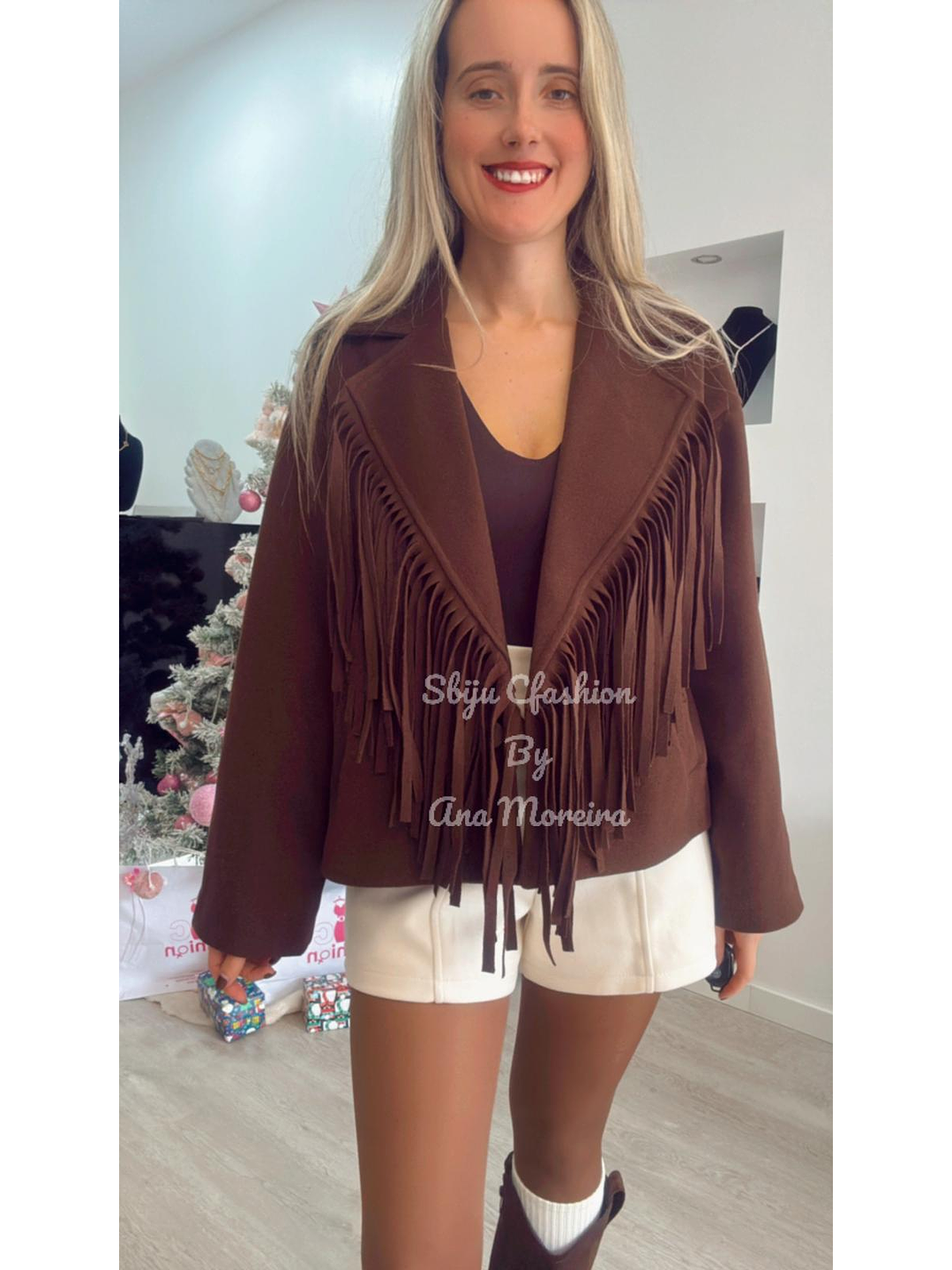 Casaco em fazenda com franjas - TU 4