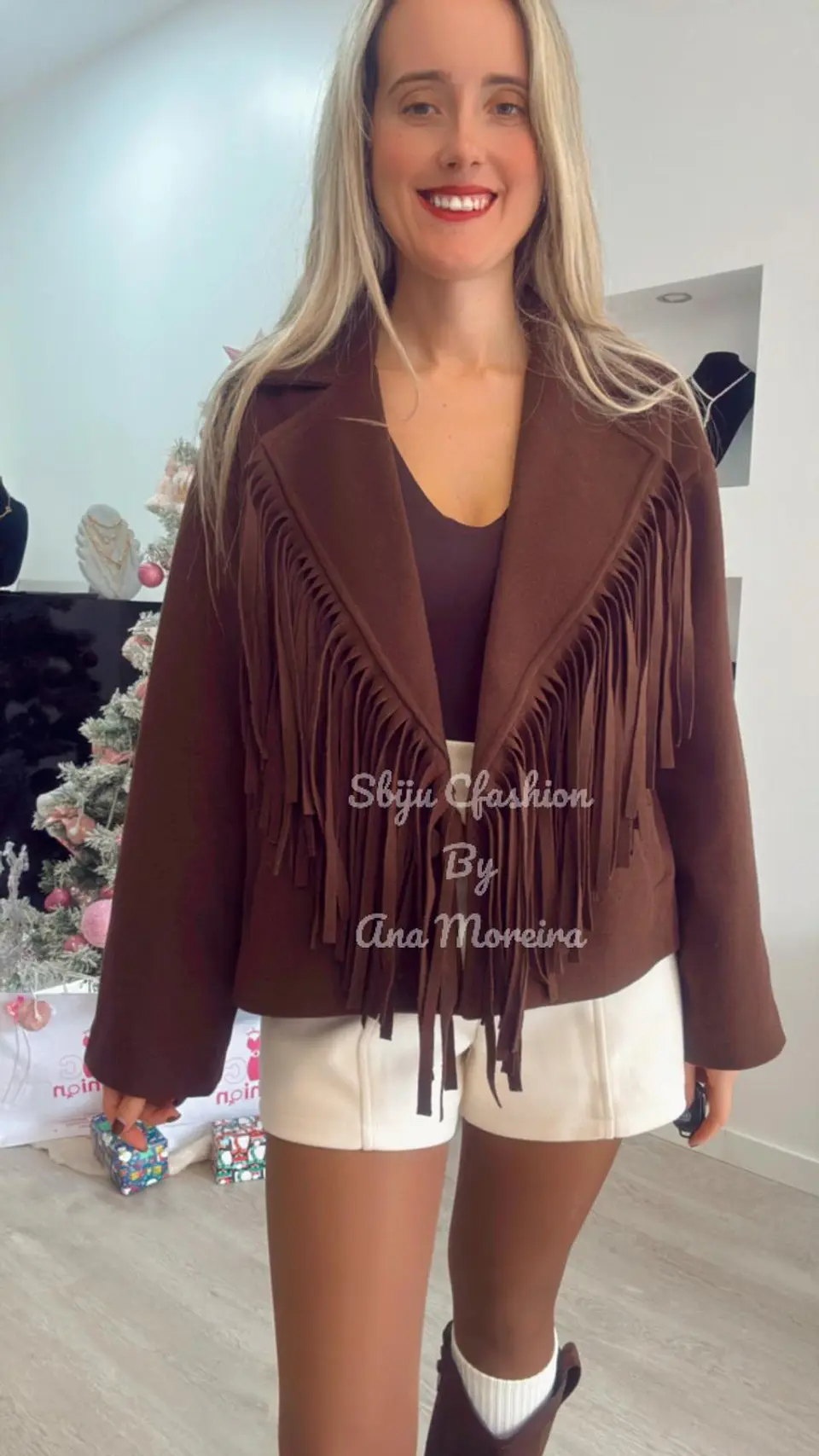 Casaco em fazenda com franjas - TU 4