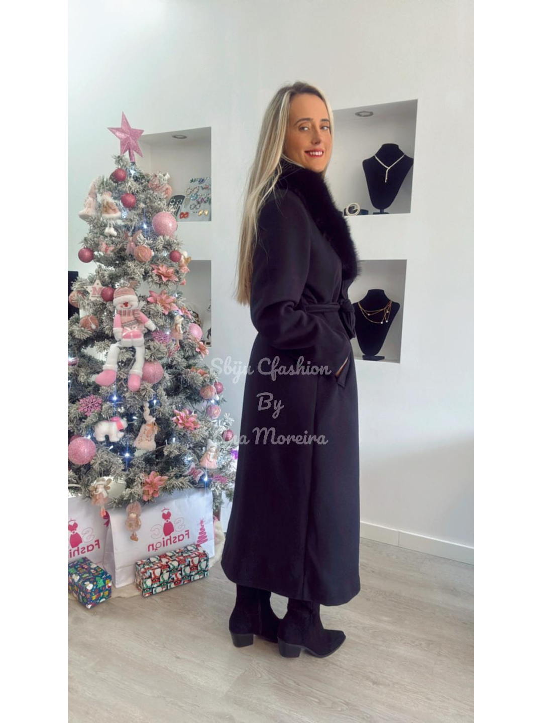 Casaco Comprido em Fazenda com Gola de Pelo Removível - TU 7