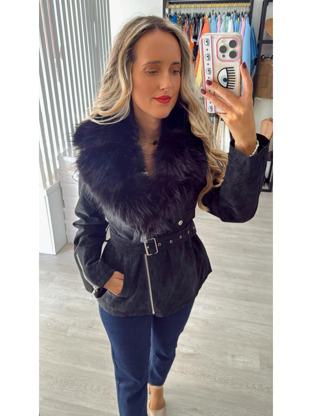 Casaco com cinto e pelo removível 2