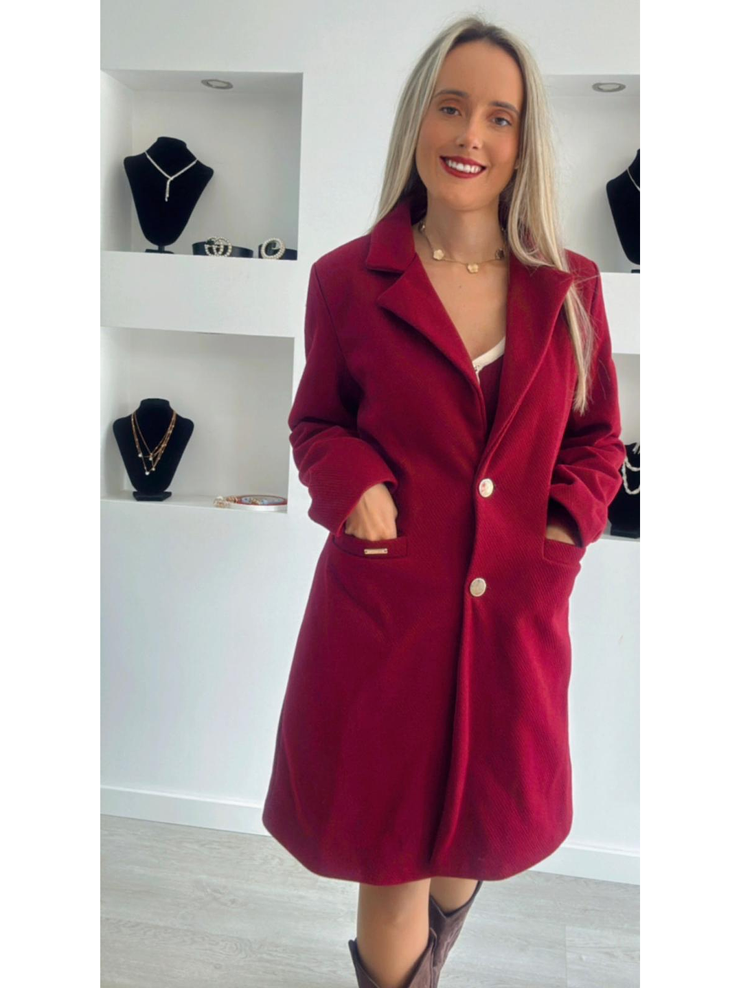 Casaco em fazenda com botões dourados - TU 3