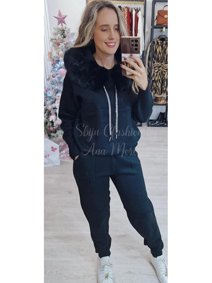 Fato de treino em malha com pelo removível – TU 1