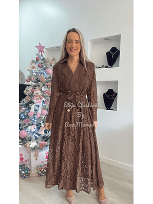 Vestido Comprido em Renda Castanho