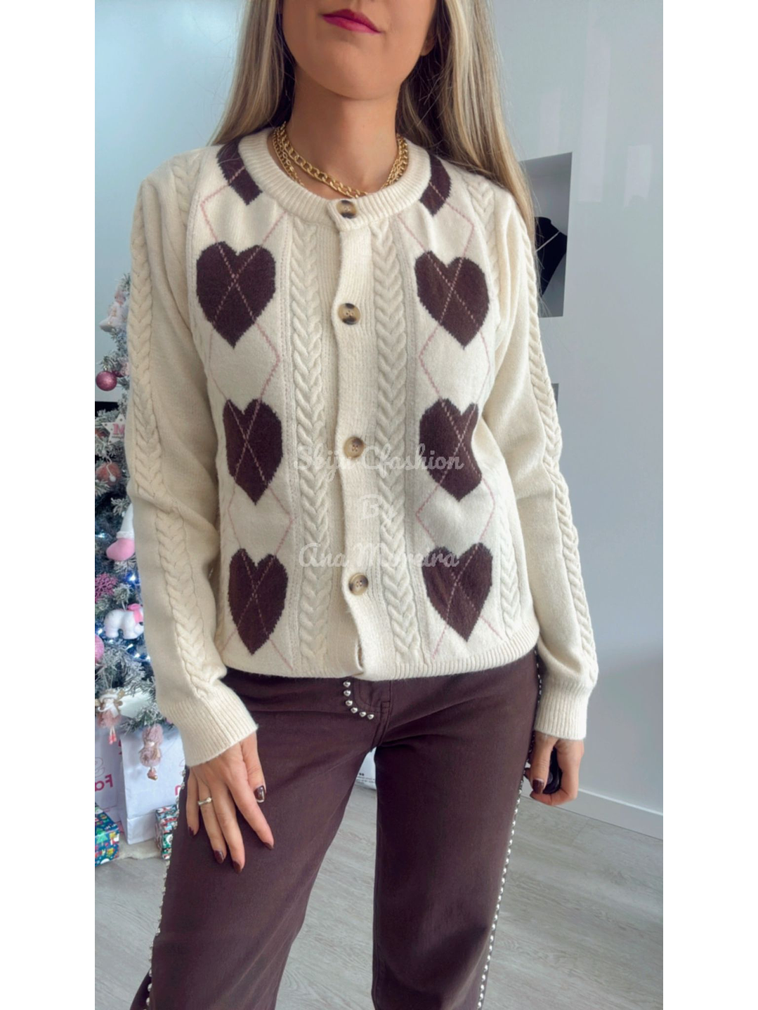 Casaco em Malha com Corações Castanhos - TU 7