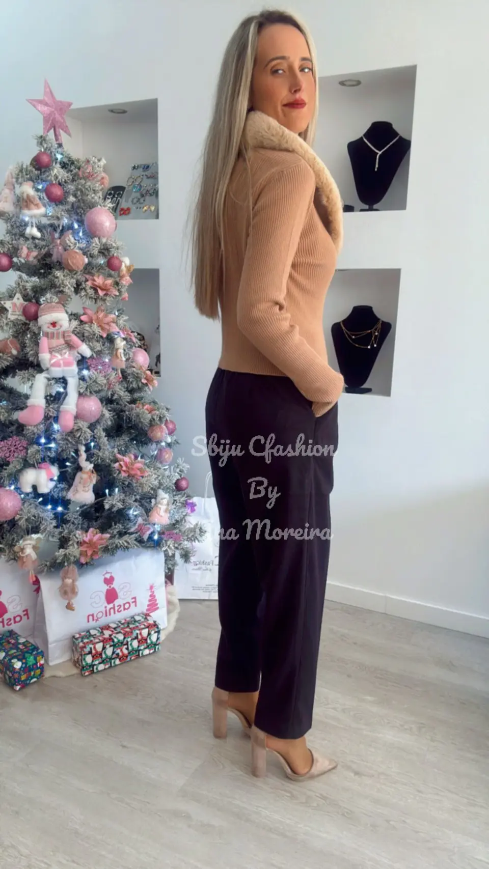 Casaco de Malha com Gola de Pelo Removível - TU 2