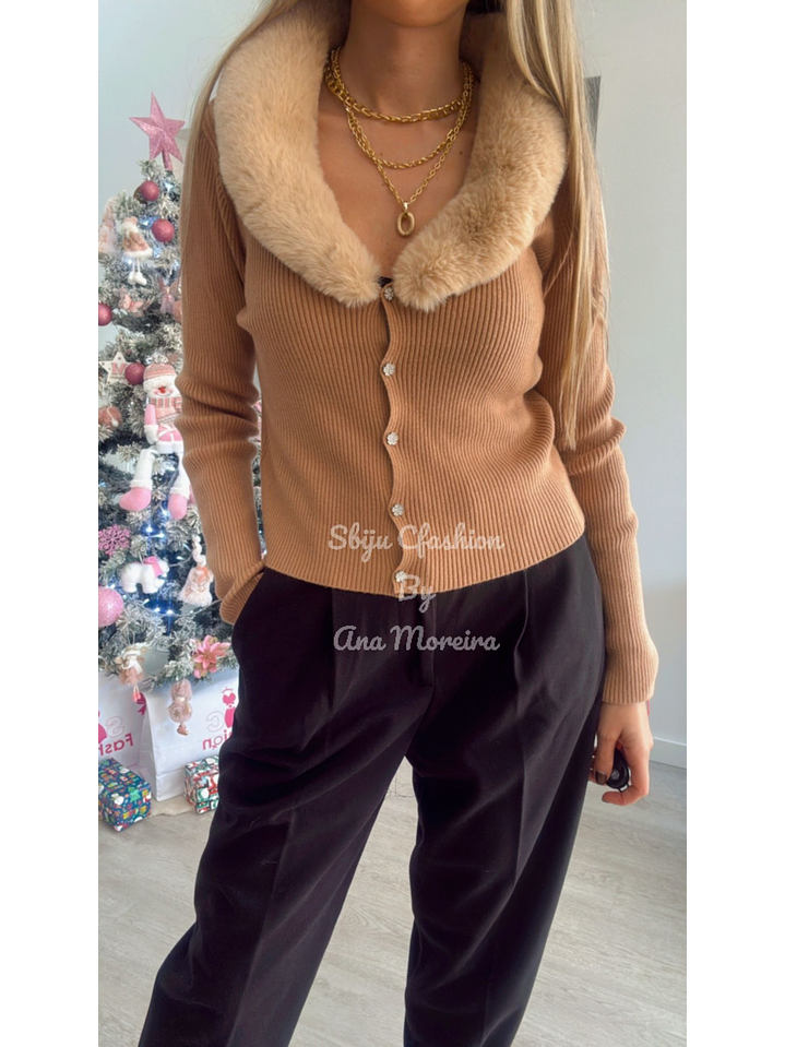 Casaco de Malha com Gola de Pelo Removível - TU 5