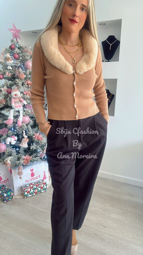 Casaco de Malha com Gola de Pelo Removível - TU