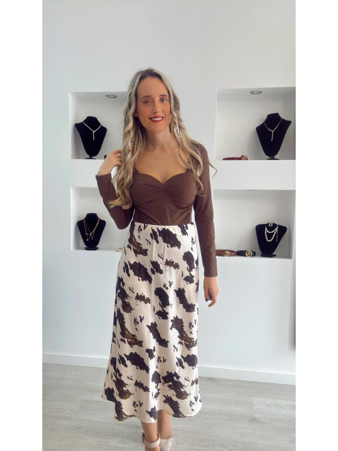 Saia Midi Acetinada Estampada 4