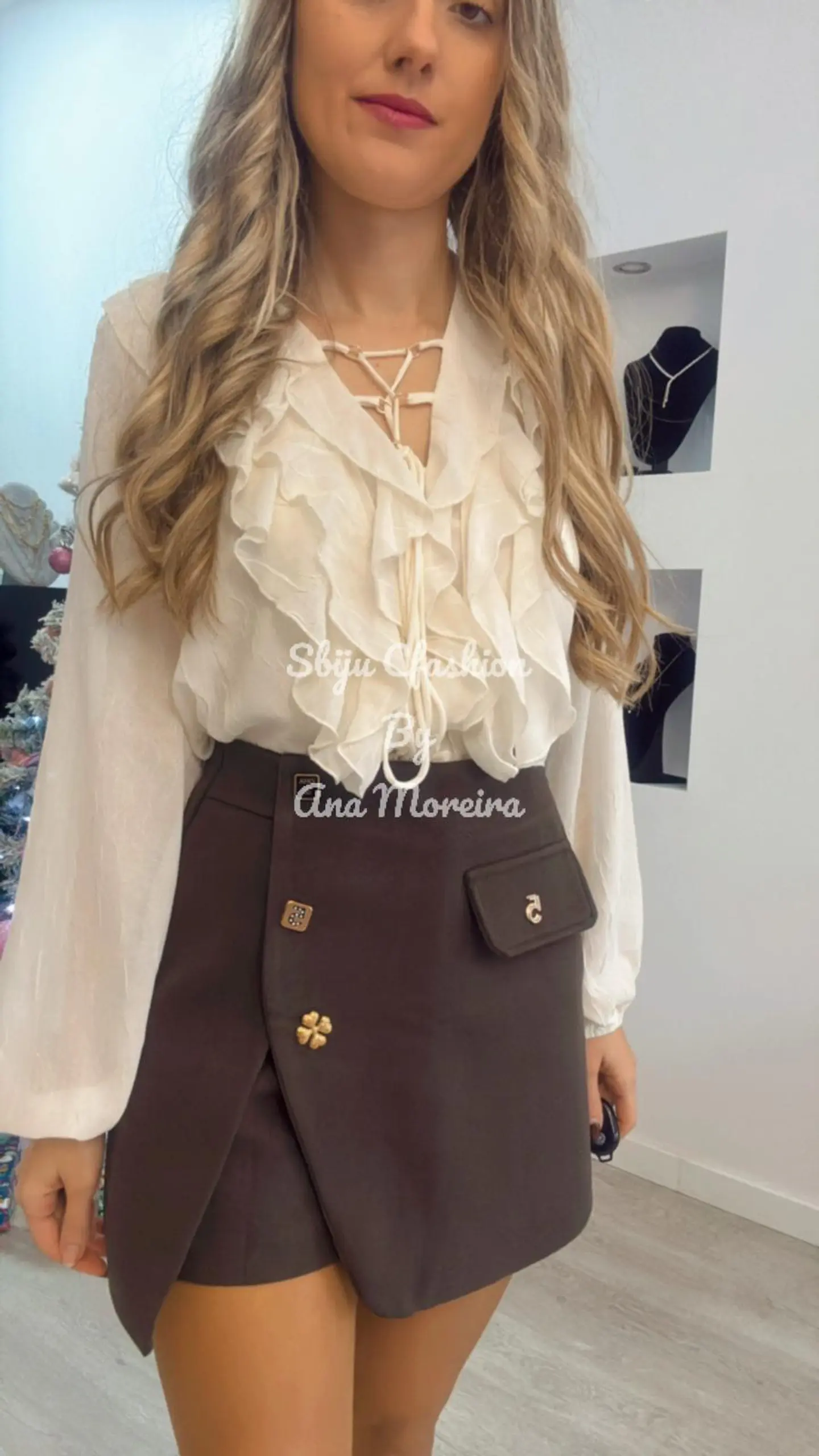 Blusa com Folhos no Peito 9