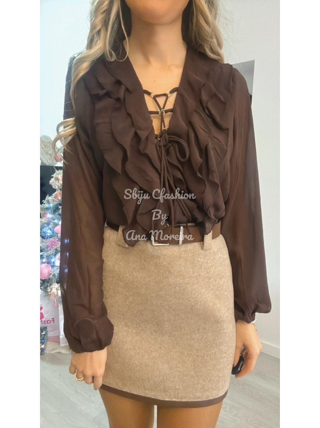 Blusa com Folhos no Peito 10