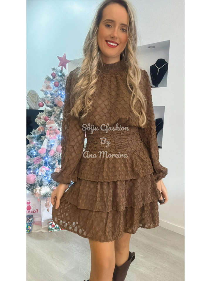 Vestido Castanho com Folhos 5