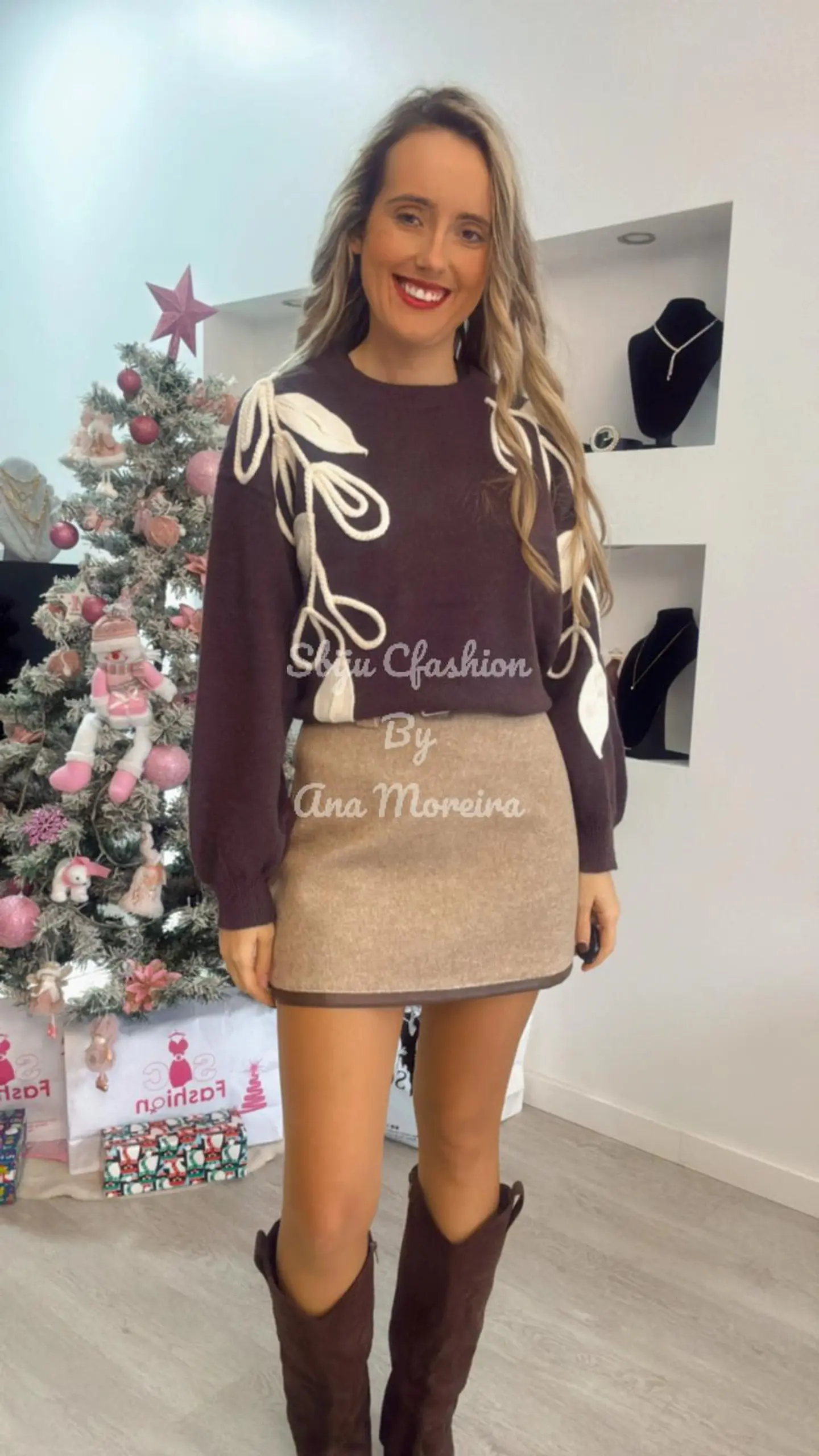 Camisola de Malha com Folhas em Tons de Bege - TU 1