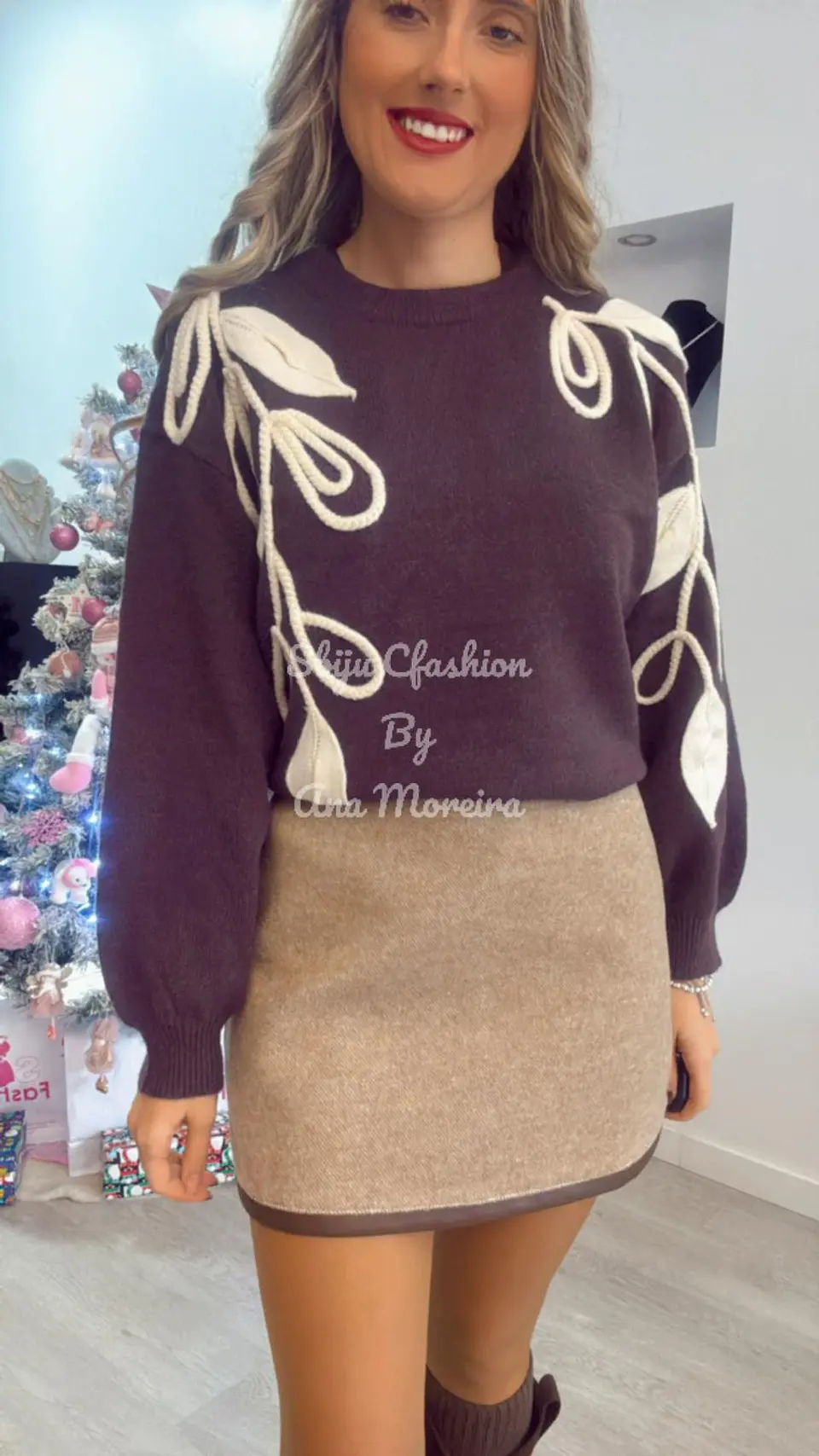 Camisola de Malha com Folhas em Tons de Bege - TU 6