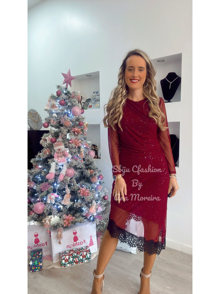 Vestido com Brilhantes e Renda em Baixo -TU 5