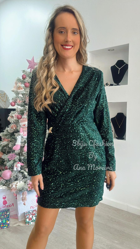 Vestido em Lantejoulas com Detalhe Dourado na Cinta - TU