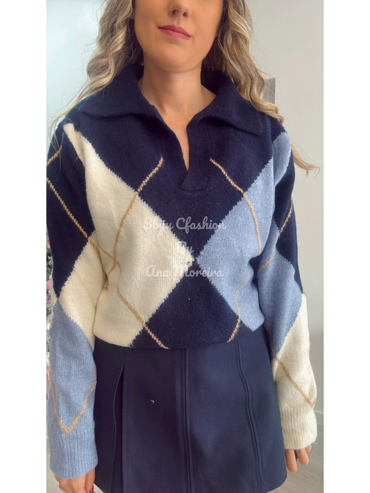 Polo em Malha com Losangos em Tons de Azul - TU 5