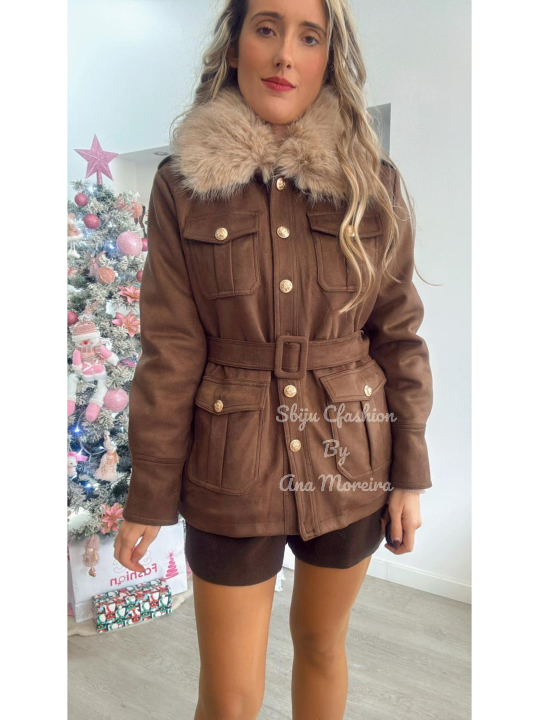 Casaco Castanho com Pelo Bege 3