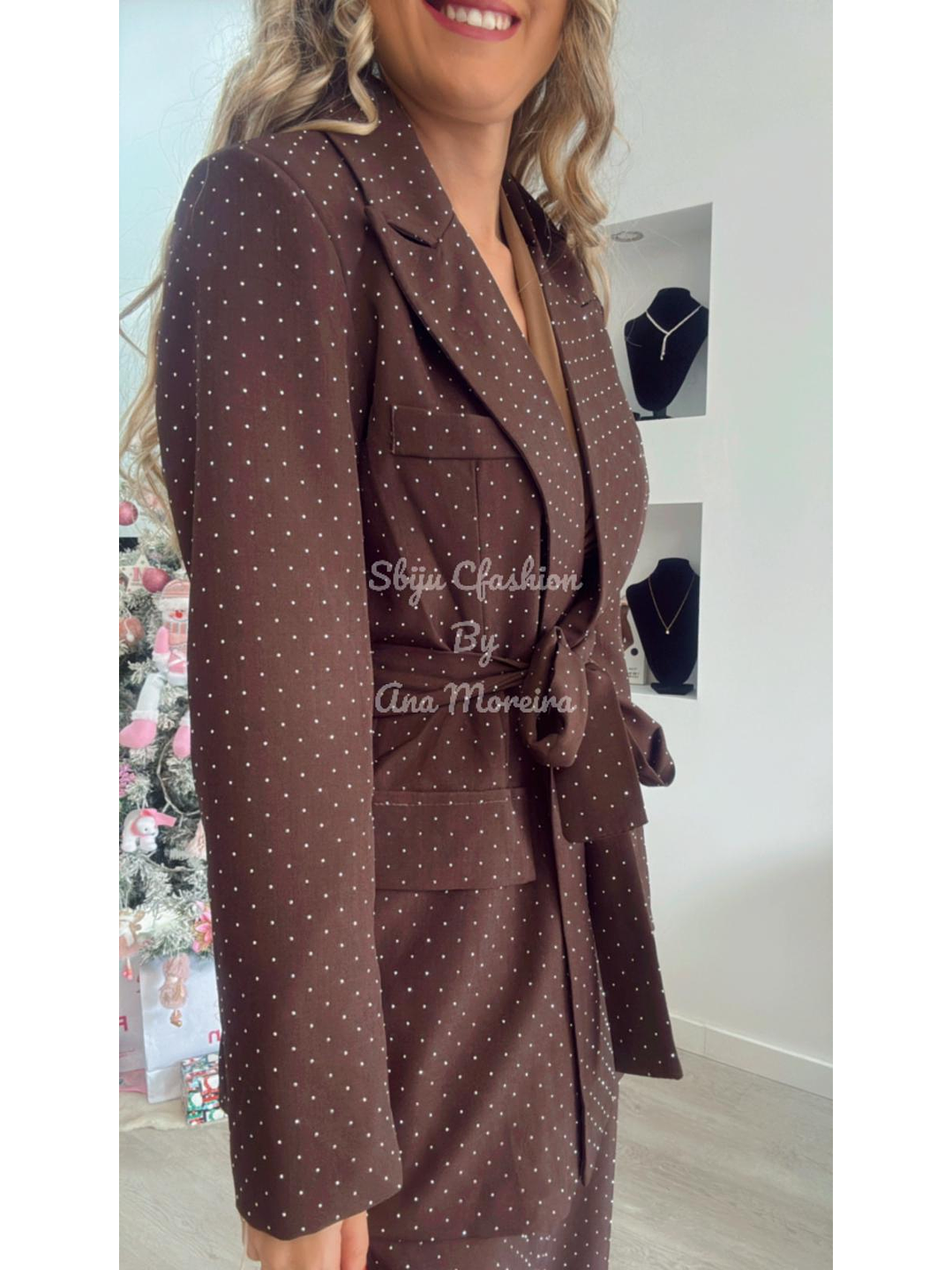 Fato de Brilhos com Blazer e Cinto - TU 2