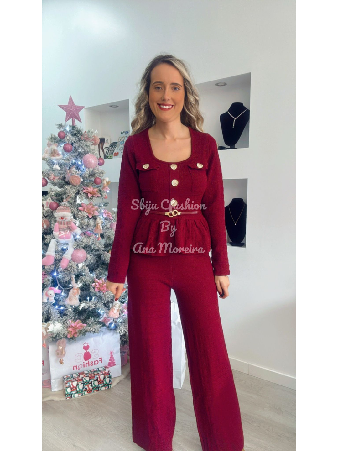 Conjunto de Calça e Blusa com Cinto 1