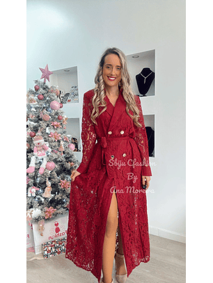 Vestido Comprido em Renda