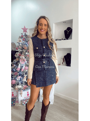 Conjunto de Colete e Saia-Calção em Fazenda com Brilhos e Cinto