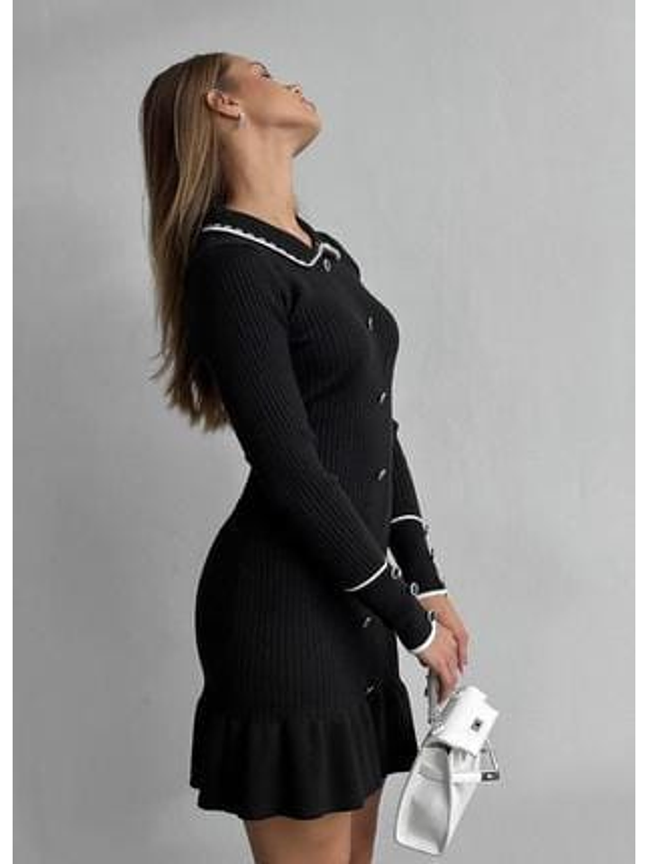 Vestido de Malha com Folho e Gola 2