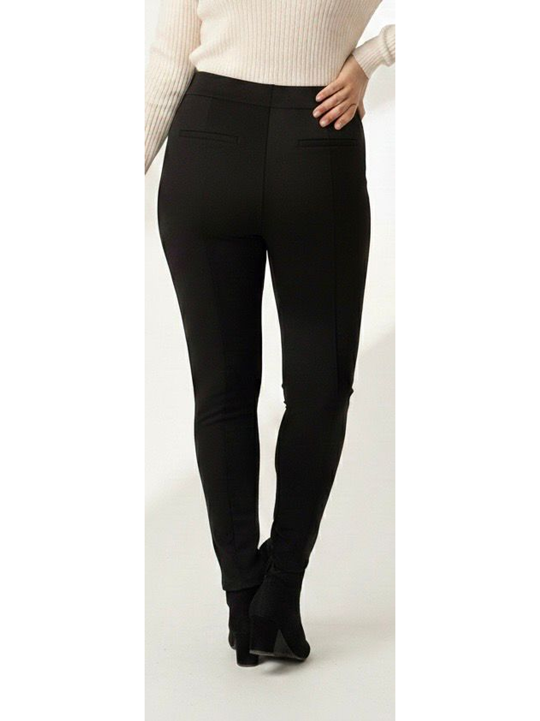 Leggings com Botões Dourados 4